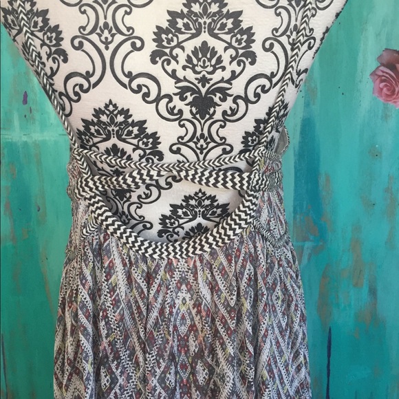 Sundress - Picture 5 of 6